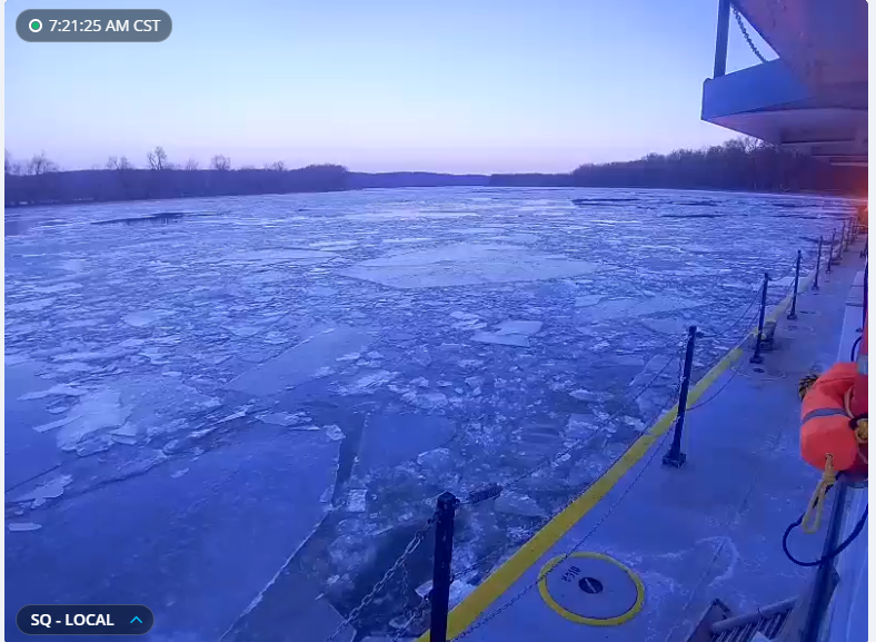 Ice above Chillicothe on the Illinois - Credit to: IRCA