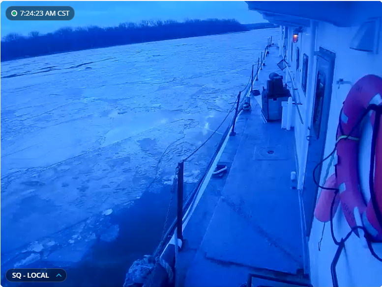 Ice at Peoria Narrows on the Illinois - Credit to: IRCA